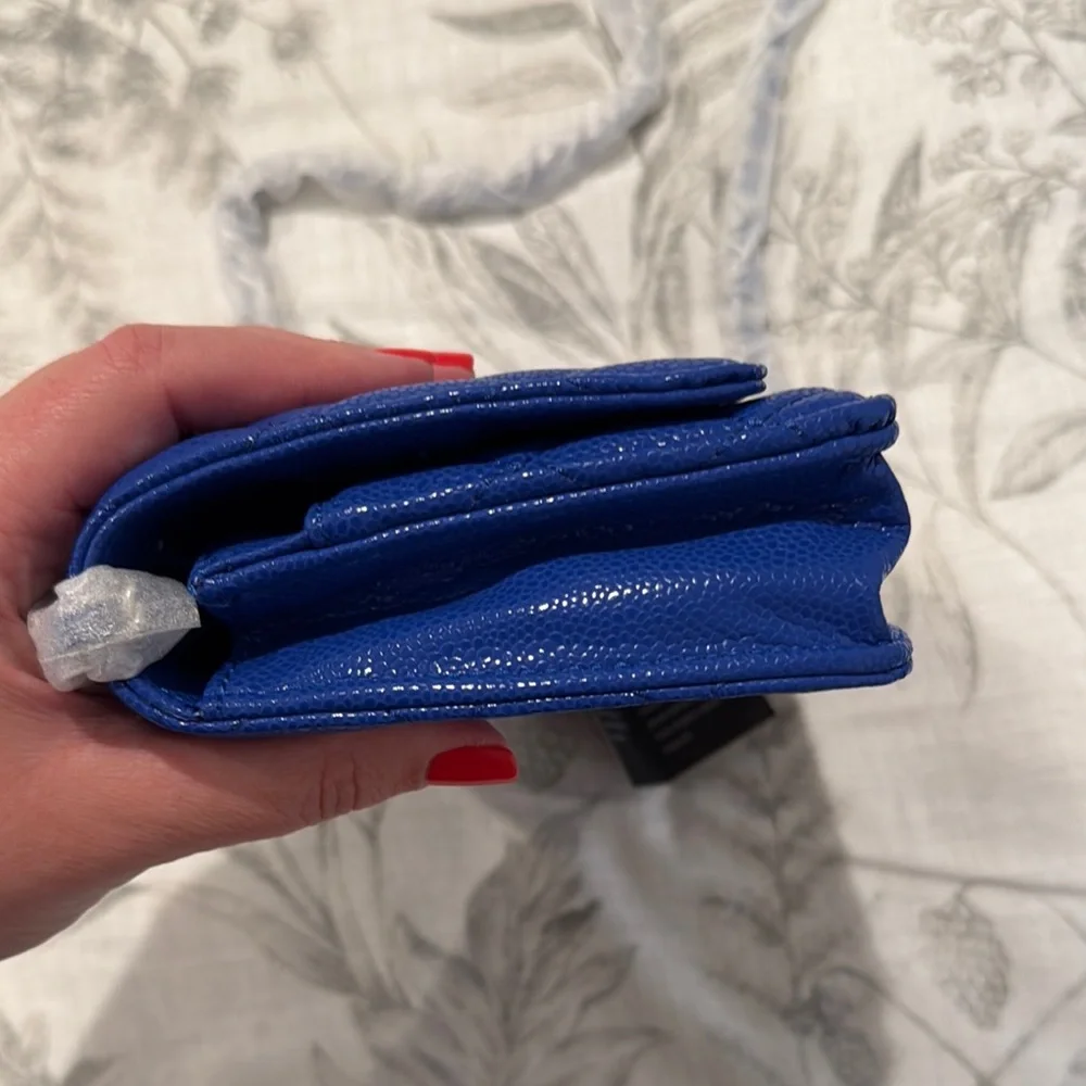 Royal blue CC style wallet on a chain - Picture 4 of 8